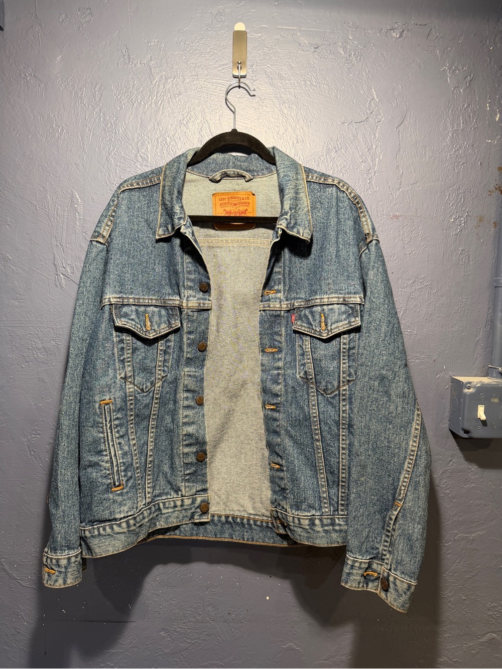 Vintage Men's Levi’s Denim Jacket - #70507
